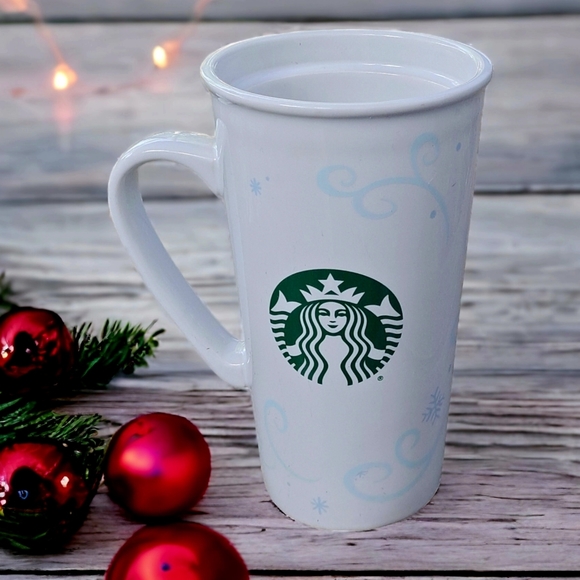 Starbucks Disney Parks Gingerbread Castle Latte Mug. 16fl.oz Retired - Picture 3 of 10